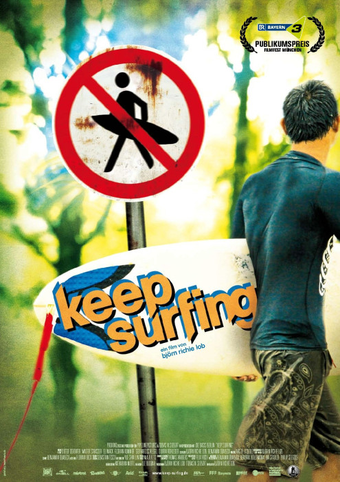 Plakat zum Film: Keep Surfing