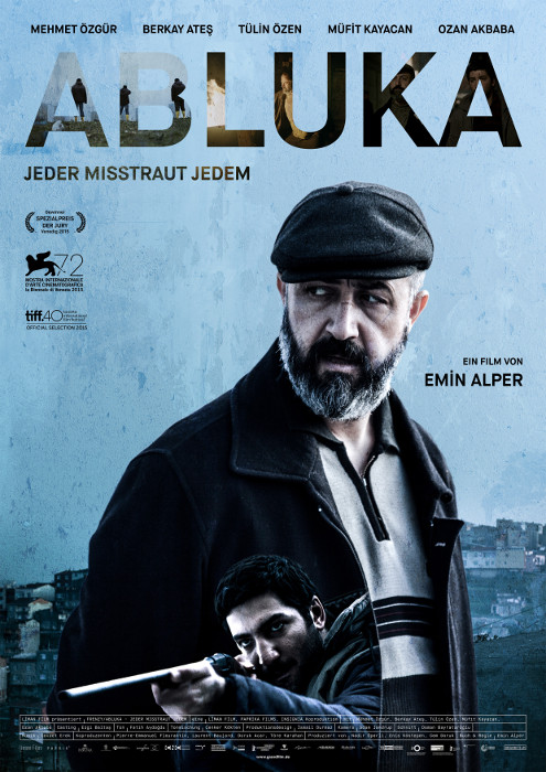 Plakat zum Film: Abluka - Jeder misstraut jedem