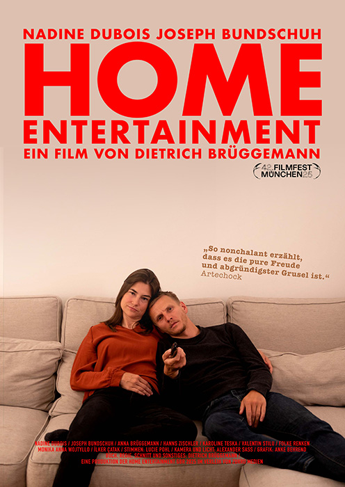 Poster zum Film: Home Entertainment Plakat zum Film: Home Entertainment